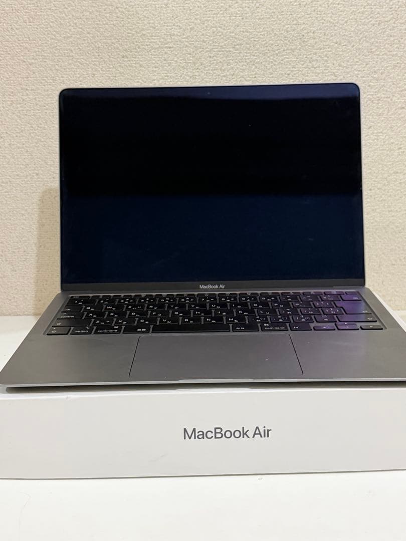 Apple MacBook Air 13インチ　スペースグレー Amazon.com: Apple MacBook Air 13
