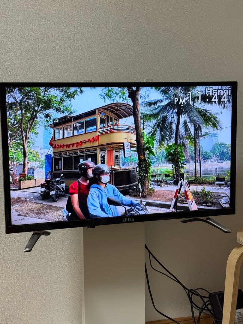 32インチ　液晶テレビ　2019年製　リモコン付き ELSONIC 液晶テレビ【32V型/HDD500GB内蔵/地デジ・BS・110度CS/W